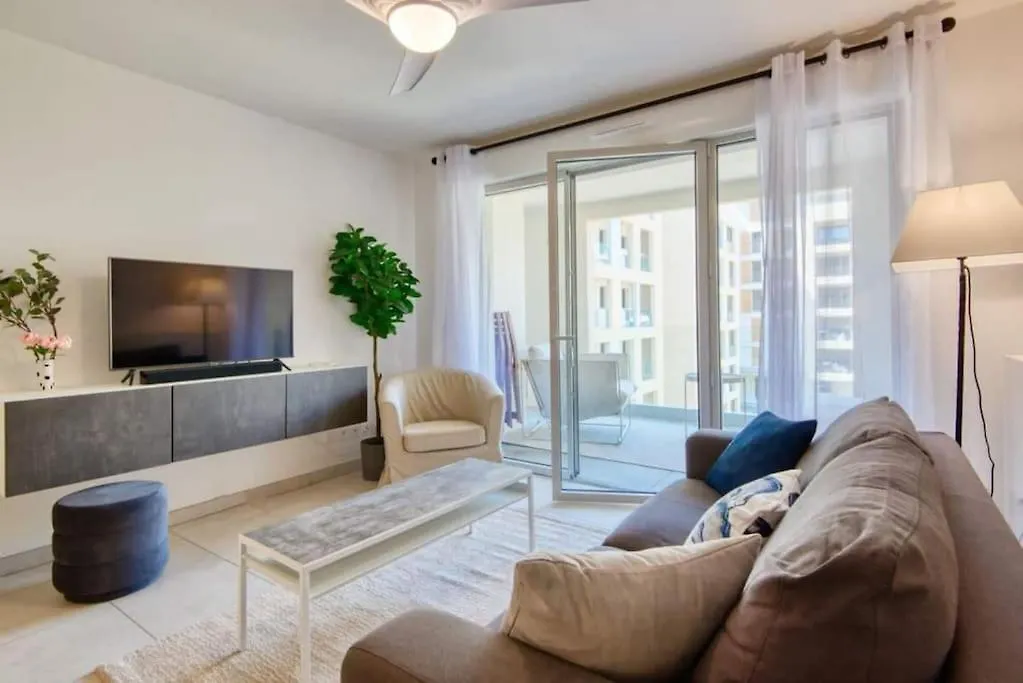 Le Fonction, Meuble 4 Etoiles, Avec Parking Boxe Apartment Aix-en-Provence 0*,  France